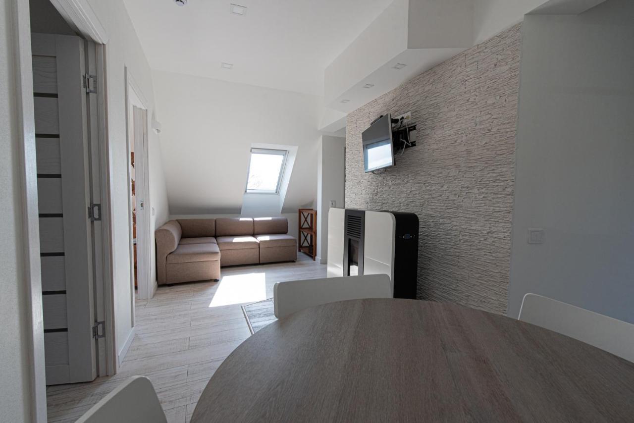 Neringarent Apartamentai Juodkrantė Exterior foto